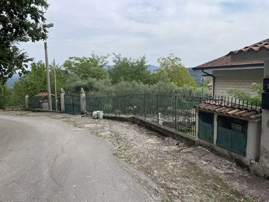 Immagine 20 di Casa semindipendente in vendita  in via grastiello a Pietrastornina