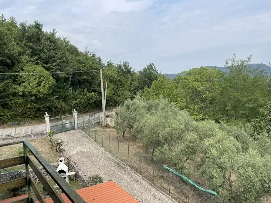 Immagine 22 di Casa semindipendente in vendita  in via grastiello a Pietrastornina