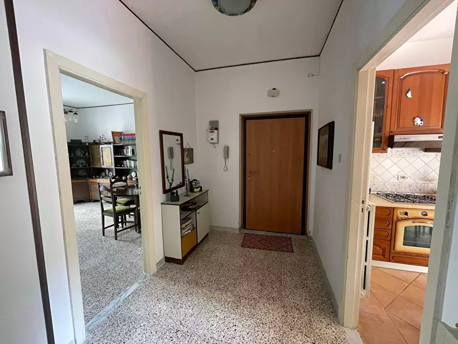 Immagine 18 di Appartamento in vendita  in via Fontanatetta a Avellino