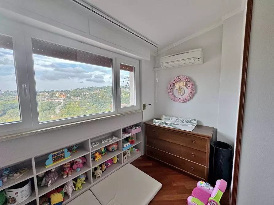 Immagine 13 di Appartamento in vendita  in VIA COLORI a Mirabella Eclano