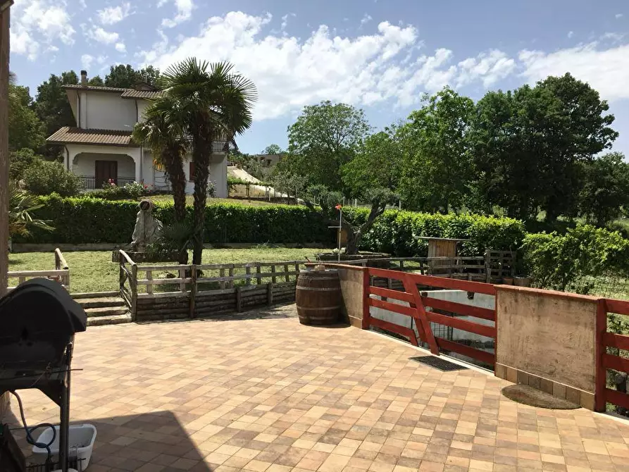 Immagine 6 di Villa in vendita  in via Cefalo Grifi a Torre Le Nocelle