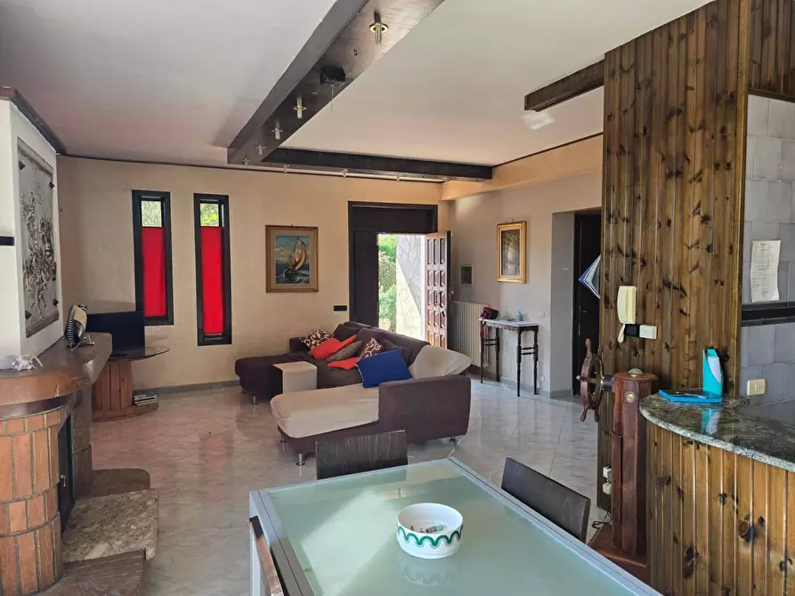 Immagine 8 di Villa in vendita  in via Cefalo Grifi a Torre Le Nocelle