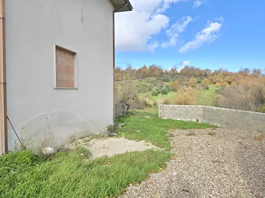 Immagine 9 di Casa indipendente in vendita  in macchia del monte a Montemarano