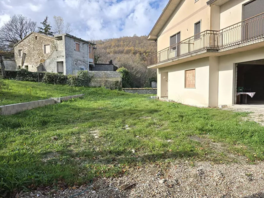 Immagine 12 di Casa indipendente in vendita  in macchia del monte a Montemarano