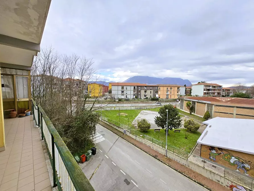 Immagine 1 di Appartamento in vendita  in Piazza Margherita Bellucci a Avellino