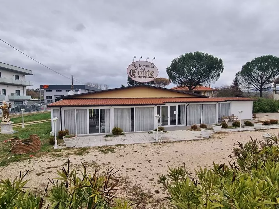 Immagine 2 di Locale commerciale in affitto  in Contrada Ruvitiello a Grottaminarda