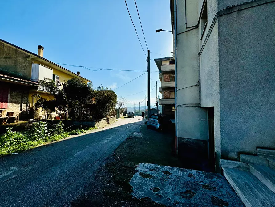 Immagine 17 di Appartamento in vendita  in VIA J.F. KENNEDY a Grottaminarda