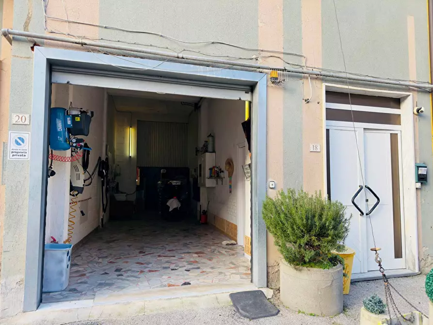 Immagine 18 di Appartamento in vendita  in VIA PIETRANTONIO PERILLO a Grottaminarda