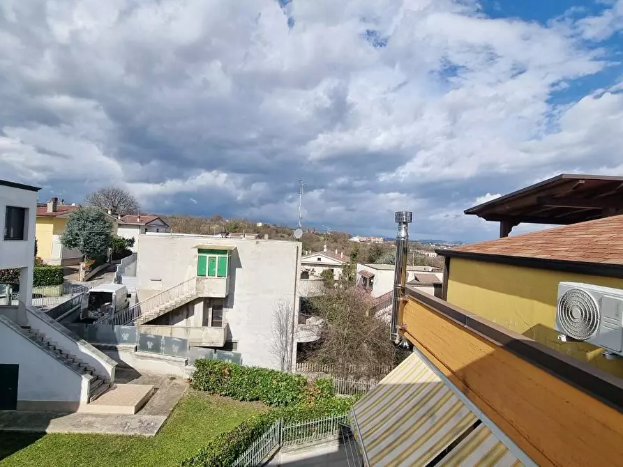 Immagine 15 di Appartamento in vendita  in VIA BERNINI a Grottaminarda