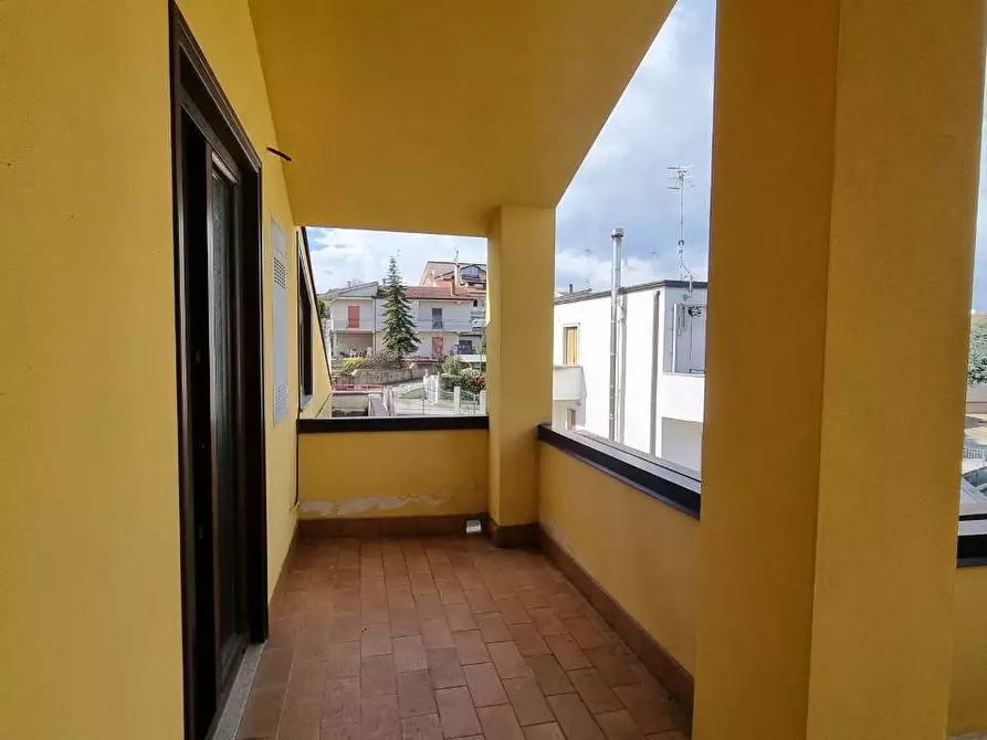 Immagine 10 di Appartamento in vendita  in VIA BERNINI a Grottaminarda