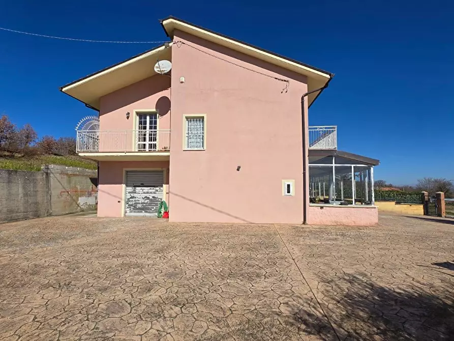 Immagine 5 di Villa in vendita  in C/da Quercete a Montemarano