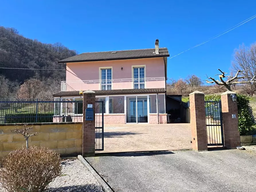 Immagine 7 di Villa in vendita  in C/da Quercete a Montemarano