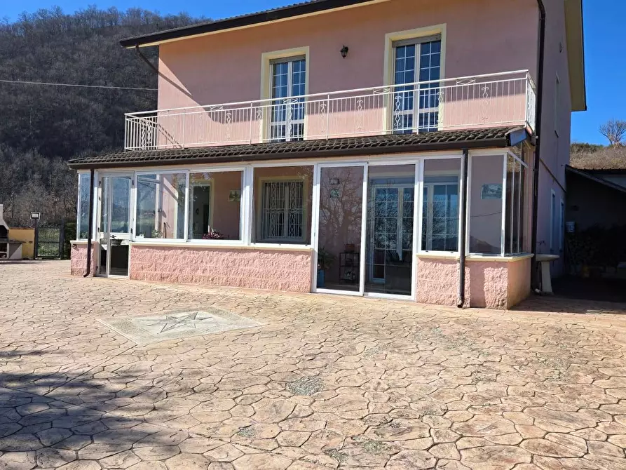 Immagine 8 di Villa in vendita  in C/da Quercete a Montemarano