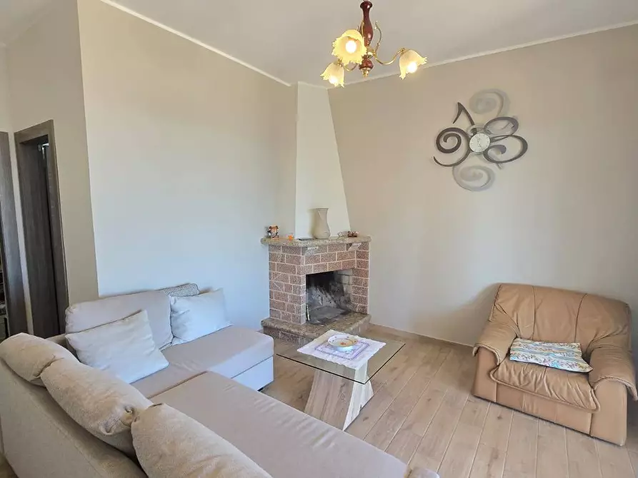 Immagine 24 di Villa in vendita  in C/da Quercete a Montemarano