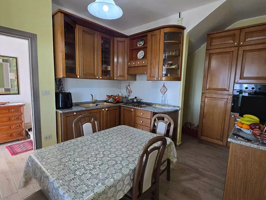 Immagine 27 di Villa in vendita  in C/da Quercete a Montemarano