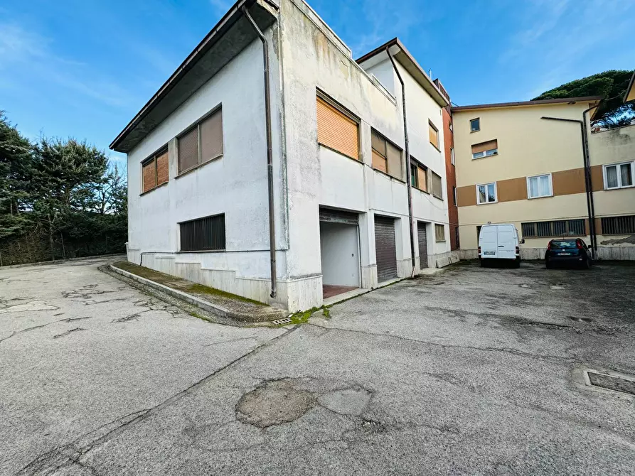 Immagine 2 di Locale commerciale in affitto  in CONTRADA MADDALENA a Ariano Irpino