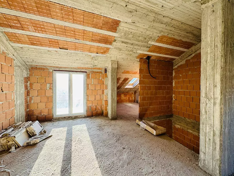 Immagine 15 di Villetta a schiera in vendita  in VIA VILLA CARACCIOLO a Ariano Irpino