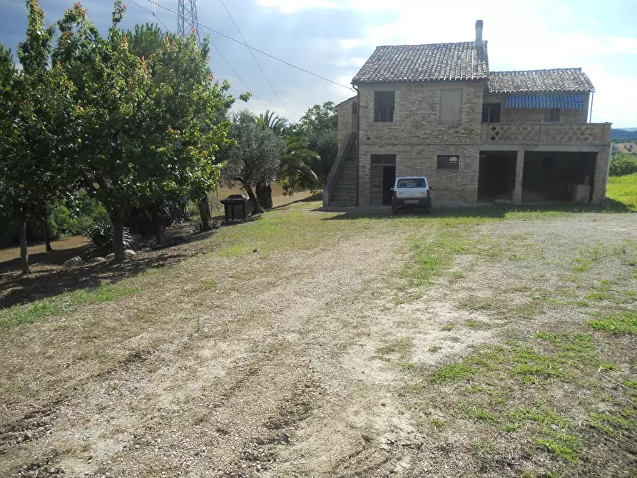 Immagine 19 di Rustico / casale in vendita  a Monsampolo Del Tronto