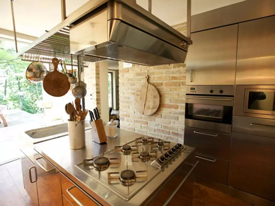 Immagine 9 di Casa indipendente in vendita  a Ascoli Piceno