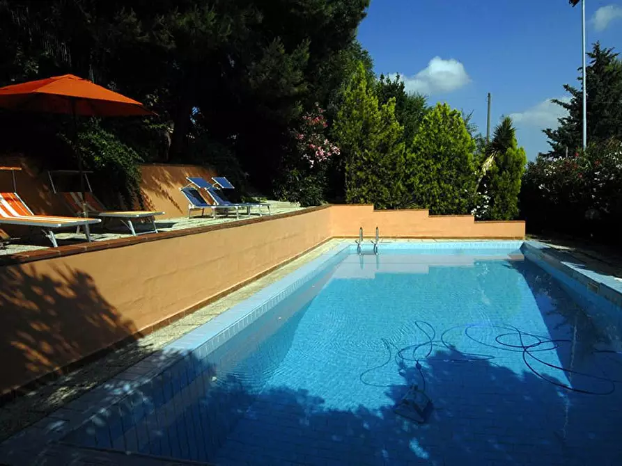 Immagine 6 di Rustico / casale in vendita  a Cossignano