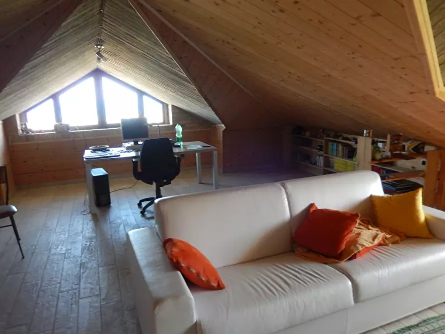 Immagine 22 di Villa in vendita  a Colonnella