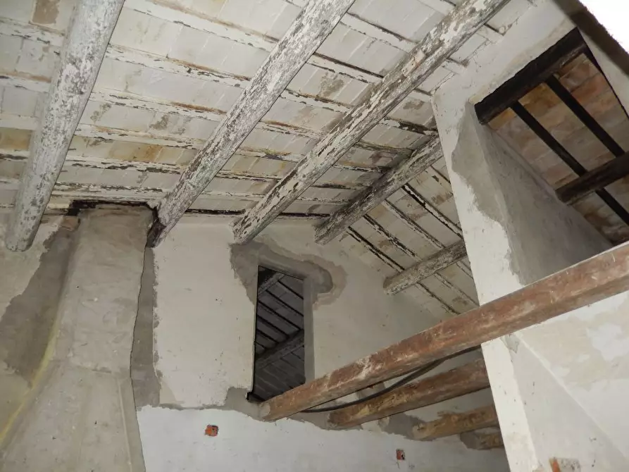 Immagine 27 di Agriturismo in vendita  a Cupra Marittima