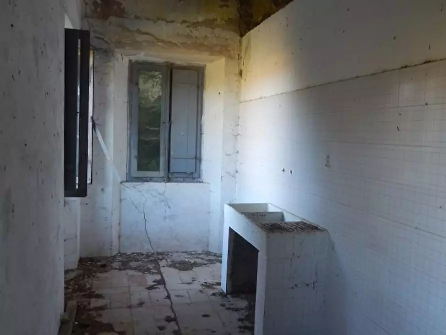 Immagine 28 di Agriturismo in vendita  a Cupra Marittima