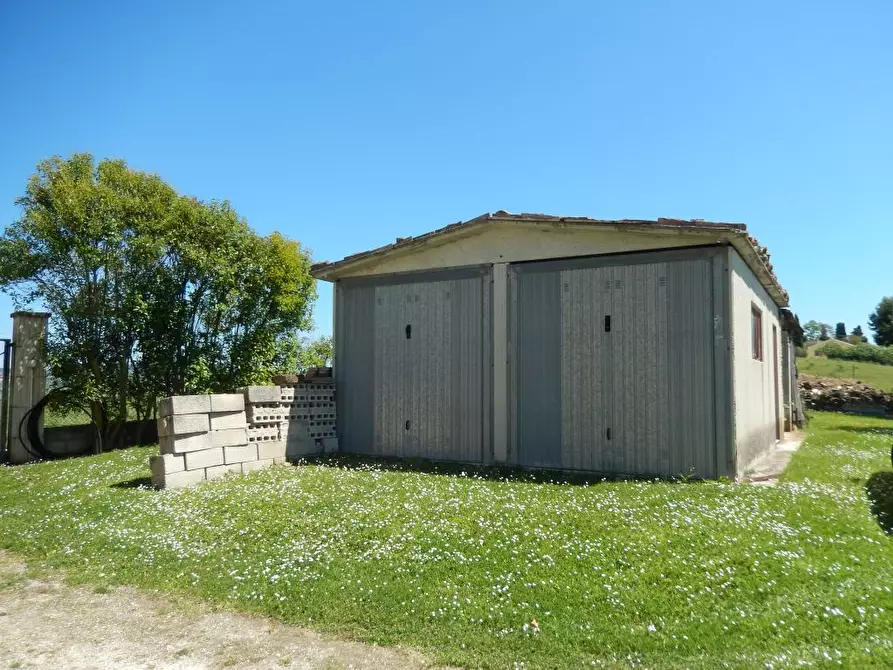 Immagine 15 di Rustico / casale in vendita  in Montelupone a Montelupone