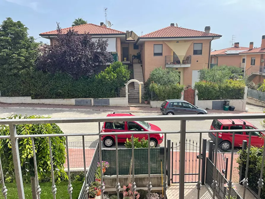 Immagine 2 di Appartamento in vendita  a Altidona