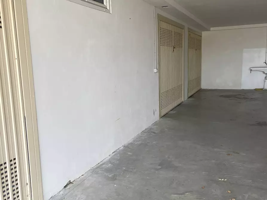 Immagine 6 di Appartamento in vendita  a Altidona