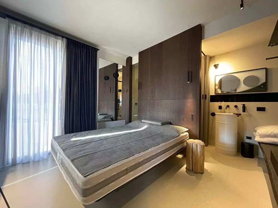 Immagine 9 di Agriturismo in vendita  in Volturno a San Benedetto Del Tronto