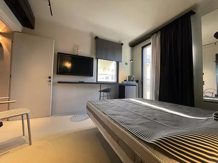 Immagine 13 di Agriturismo in vendita  in Volturno a San Benedetto Del Tronto