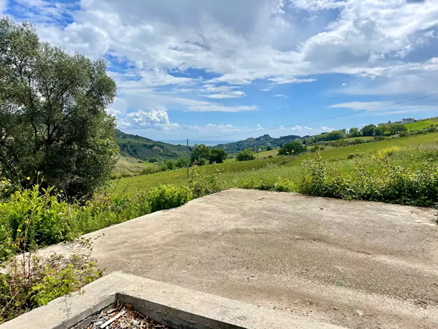 Immagine 22 di Rustico / casale in vendita  in Monteprandone, contrada Fonte Vecchia a Monteprandone