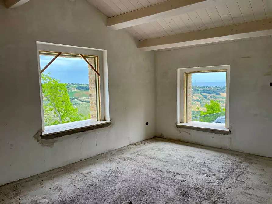 Immagine 3 di Casa indipendente in vendita  a Altidona