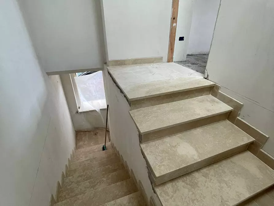 Immagine 13 di Casa indipendente in vendita  a Altidona