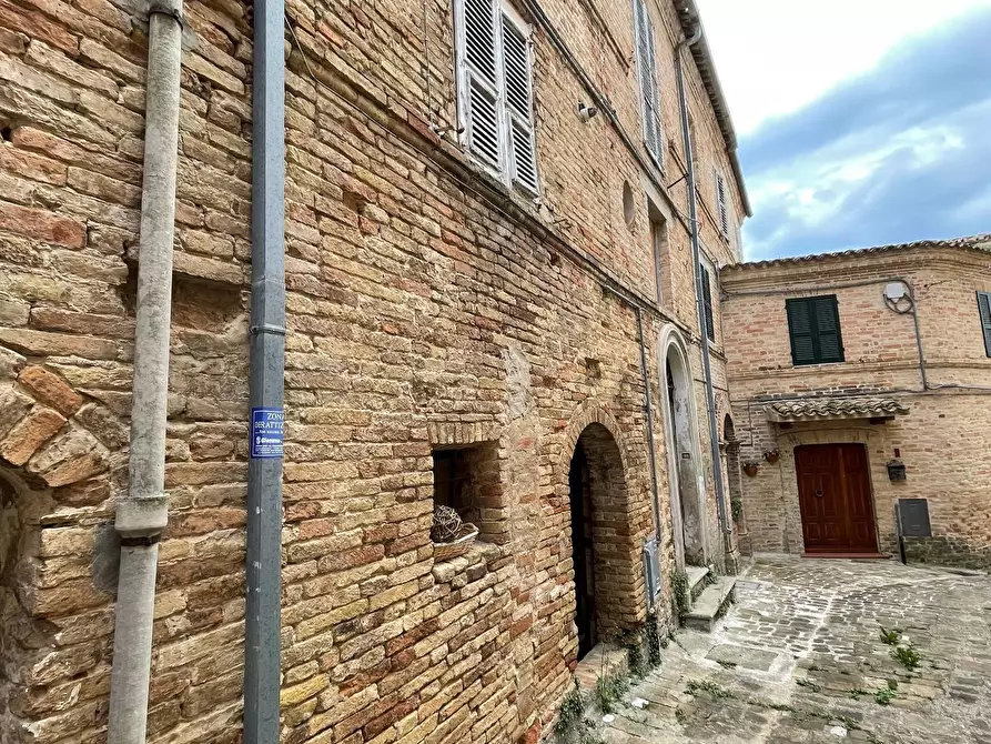 Immagine 12 di Casa indipendente in vendita  a Altidona