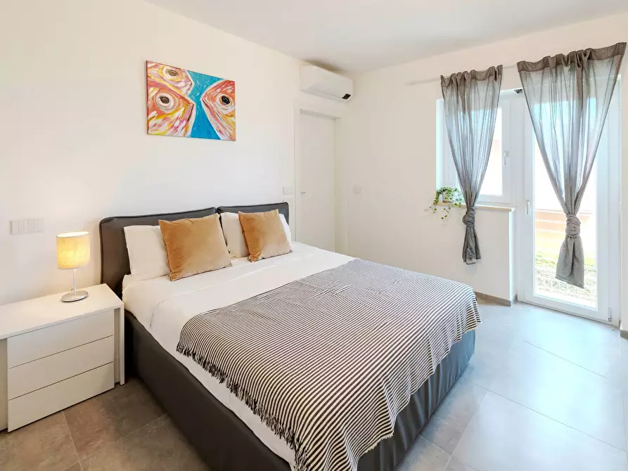 Immagine 13 di Appartamento in vendita  in I fila mare a Cupra Marittima