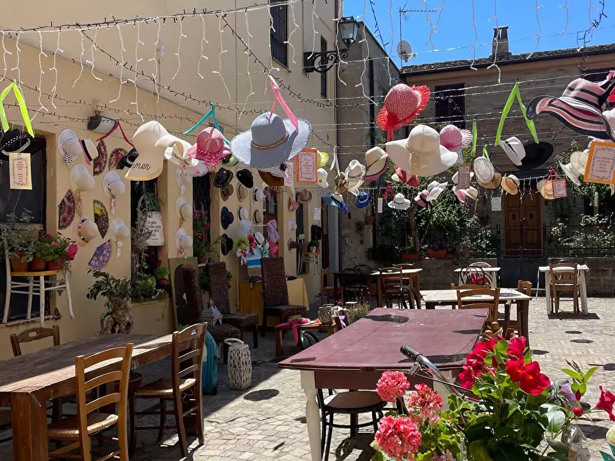 Immagine 24 di Casa indipendente in vendita  a Altidona