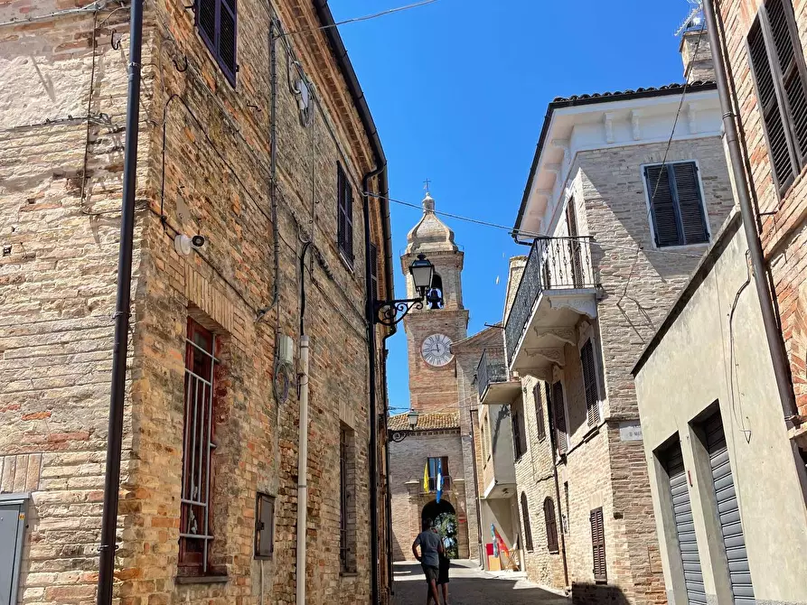 Immagine 25 di Casa indipendente in vendita  a Altidona