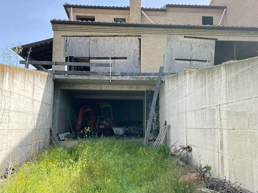 Immagine 17 di Rustico / casale in vendita  in CONTRADA SANT'ANDREA a Cupra Marittima
