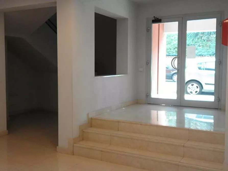 Immagine 2 di Ufficio in affitto  a Empoli