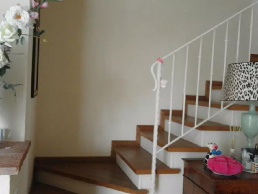 Immagine 13 di Casa semindipendente in affitto  a Empoli