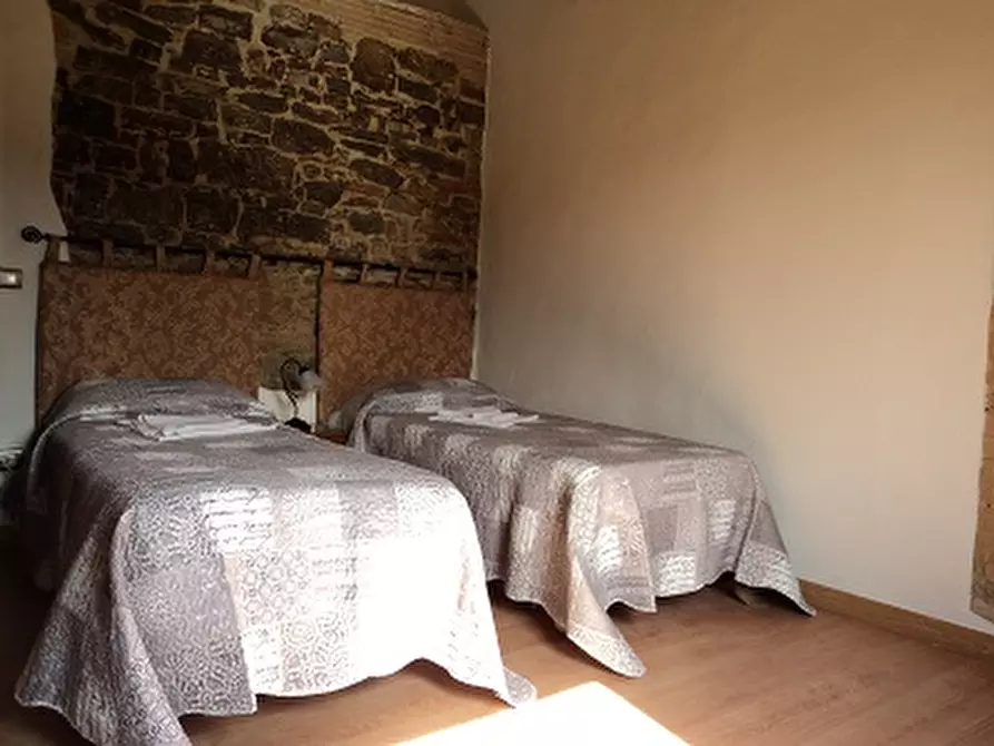 Immagine 2 di Appartamento in affitto  a Gambassi Terme