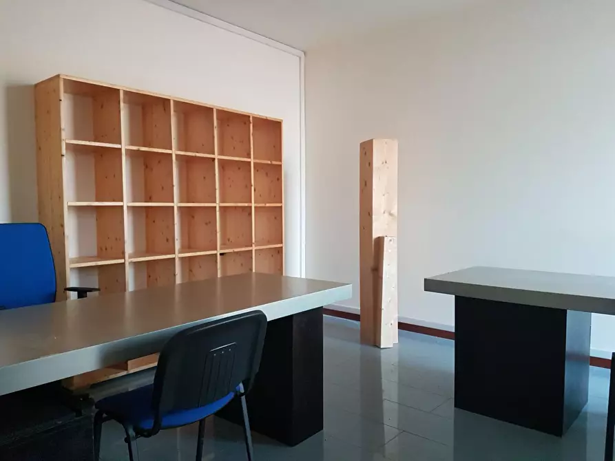 Immagine 4 di Ufficio in affitto  a Cerreto Guidi