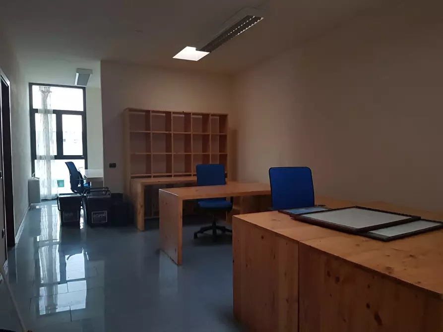 Immagine 8 di Ufficio in affitto  a Cerreto Guidi