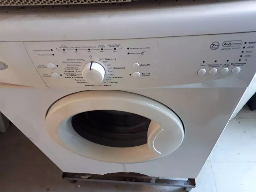 Immagine 21 di Appartamento in affitto  a Empoli