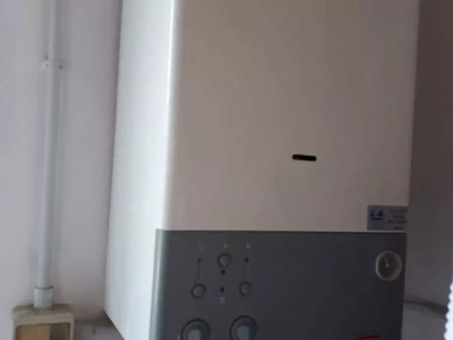 Immagine 22 di Appartamento in affitto  a Empoli