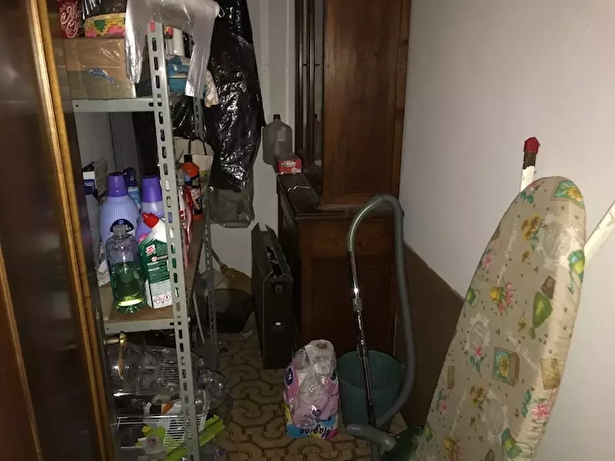 Immagine 13 di Camera in affitto  a Vinci