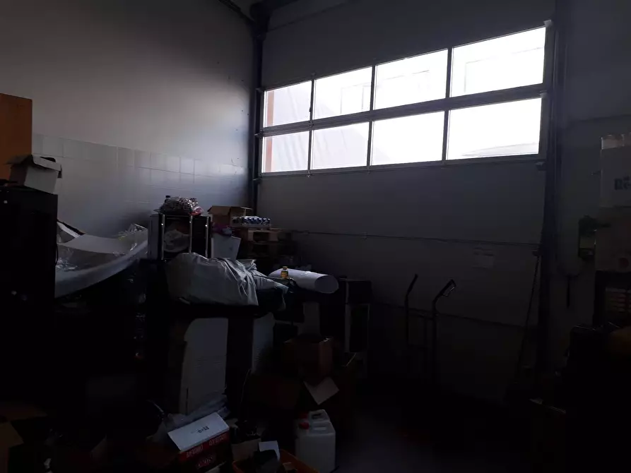 Immagine 7 di Capannone industriale in affitto  a Empoli