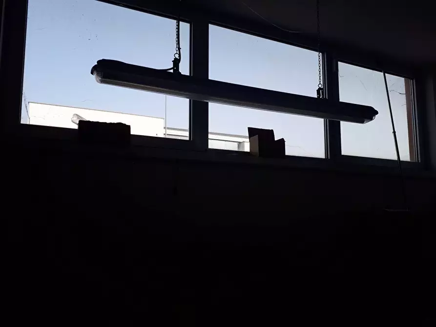 Immagine 11 di Capannone industriale in affitto  a Empoli